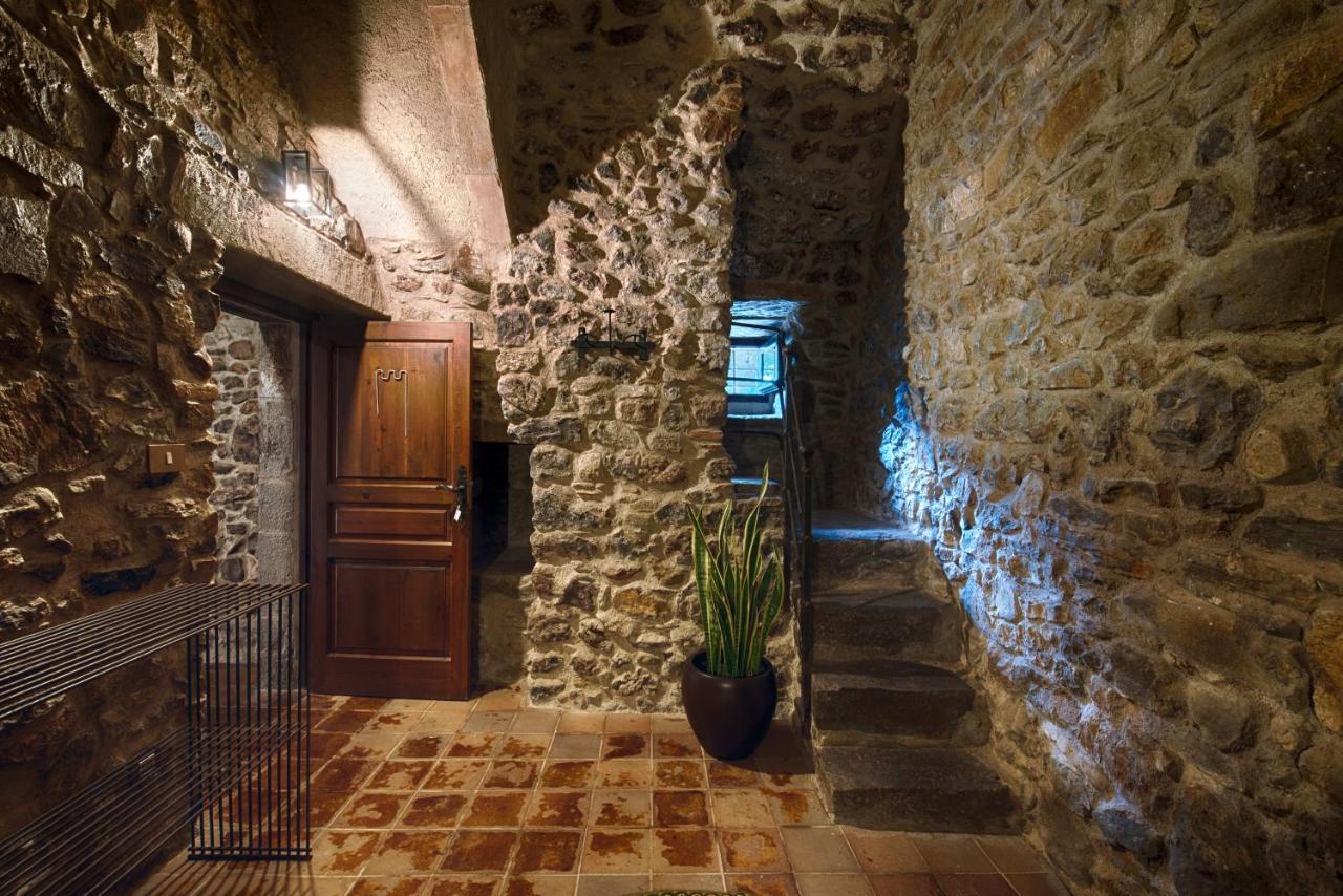 Masia Can Pou Canet de Adri Esterno foto